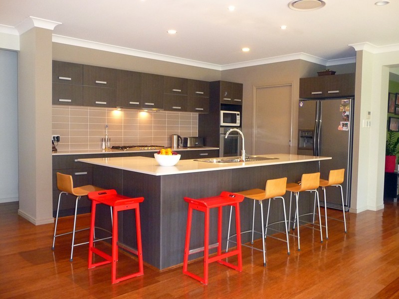 6 Meredith Street, Eight Mile Plains QLD 4113