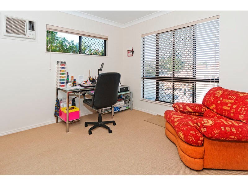 32 Wanda Road, Upper Mount Gravatt QLD 4122