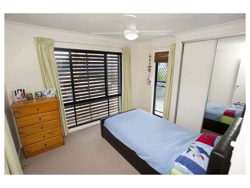 97 Hibiscus Close, Wishart QLD 4122