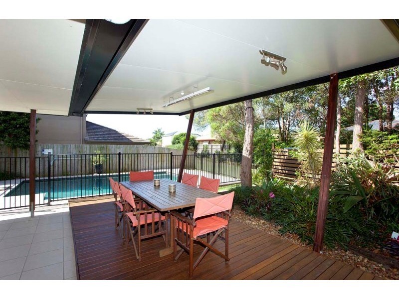 97 Hibiscus Close, Wishart QLD 4122