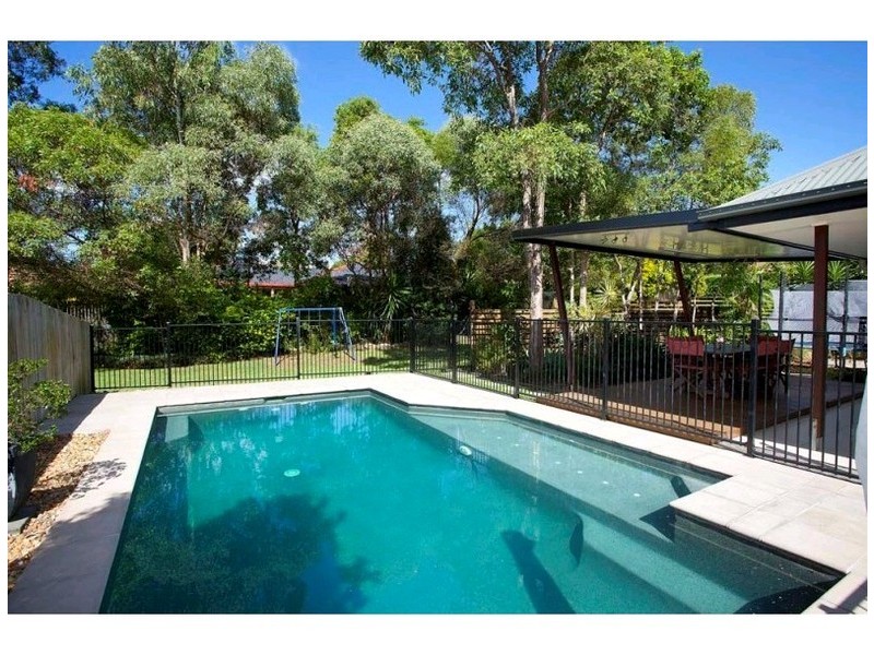 97 Hibiscus Close, Wishart QLD 4122