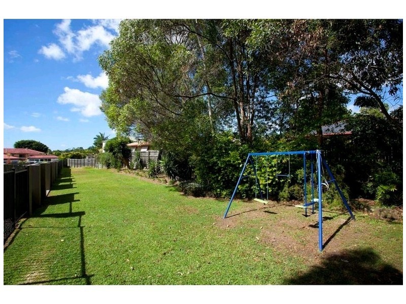 97 Hibiscus Close, Wishart QLD 4122