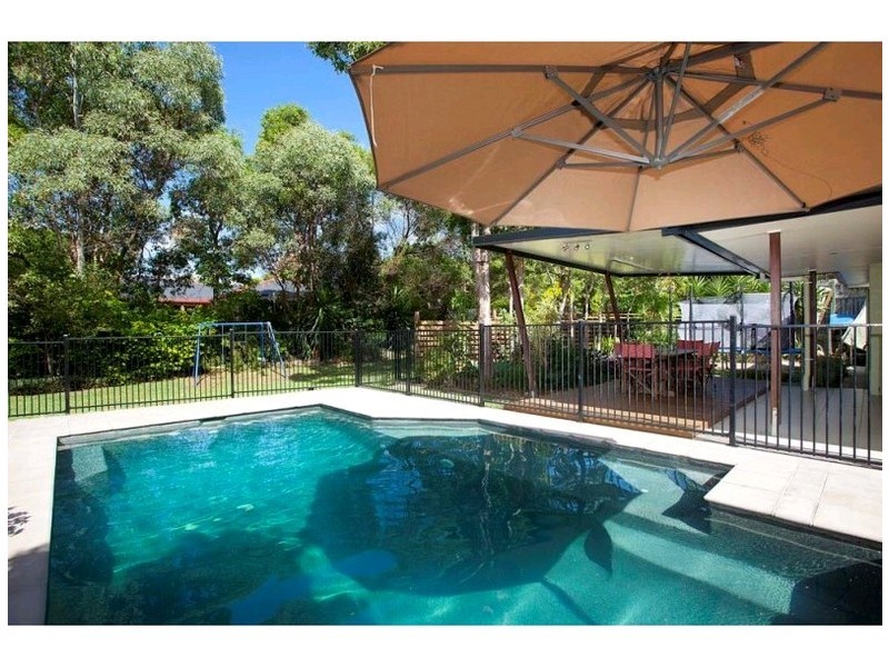 97 Hibiscus Close, Wishart QLD 4122