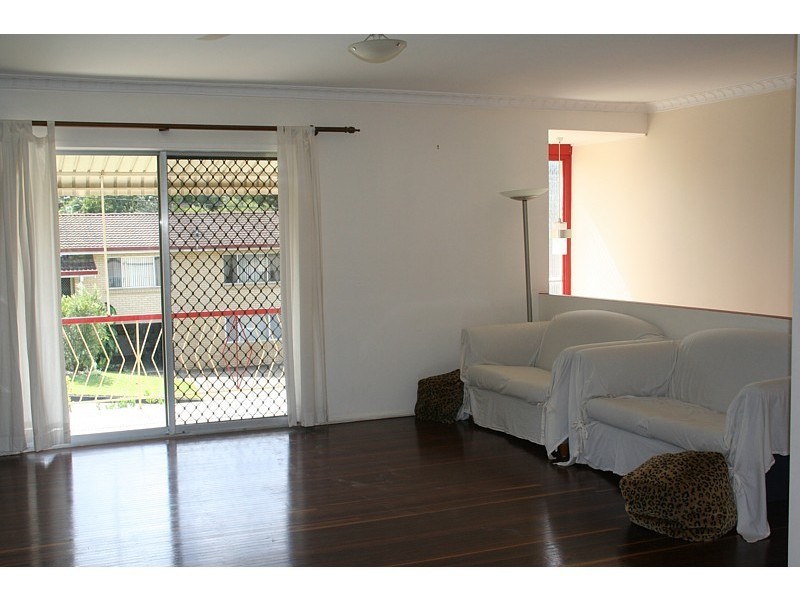 19 Naples Street, Wishart QLD 4122