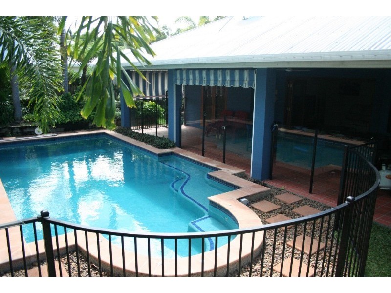 6 Bramble Street, Clifton Beach QLD 4879