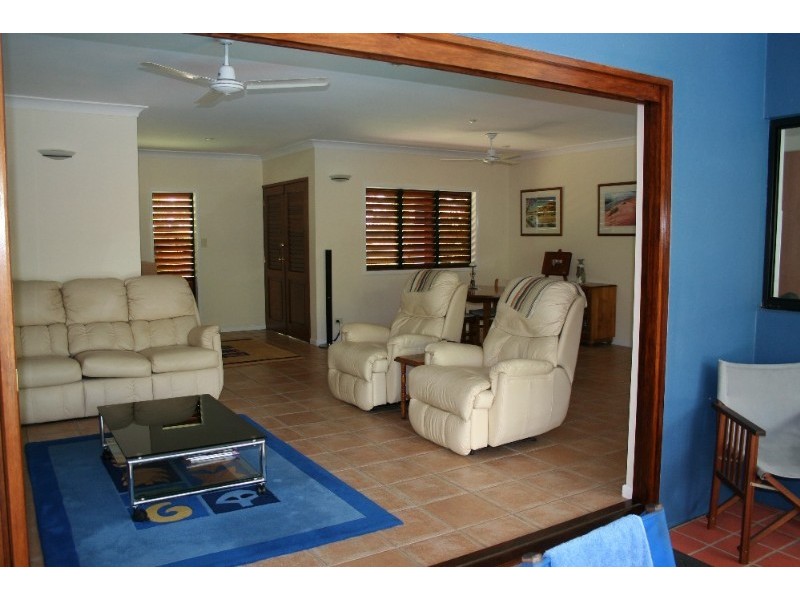 6 Bramble Street, Clifton Beach QLD 4879