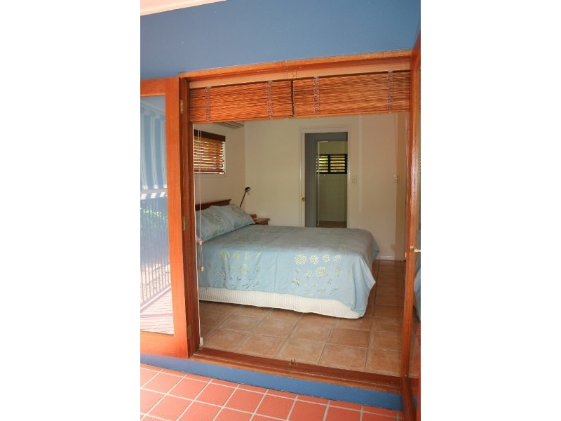 6 Bramble Street, Clifton Beach QLD 4879