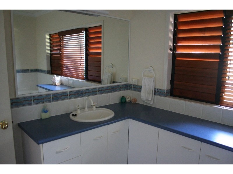 6 Bramble Street, Clifton Beach QLD 4879