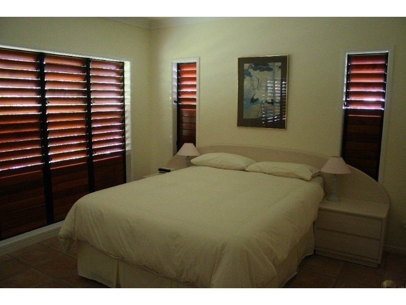 6 Bramble Street, Clifton Beach QLD 4879