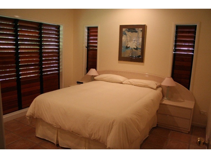 6 Bramble Street, Clifton Beach QLD 4879