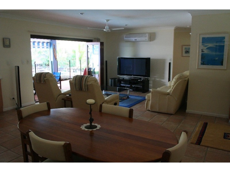 6 Bramble Street, Clifton Beach QLD 4879