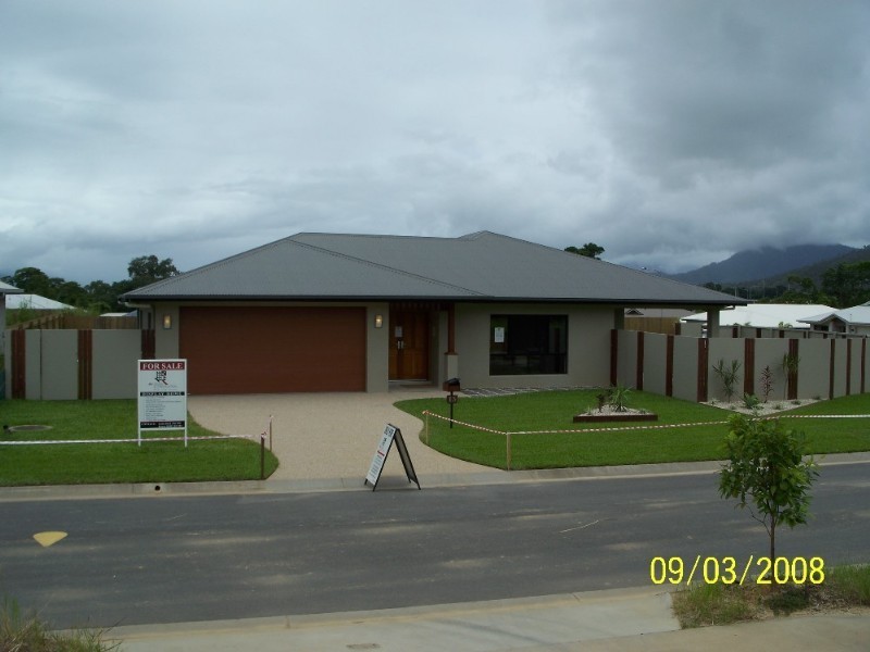 13 Roderick Street, Bentley Park QLD 4869