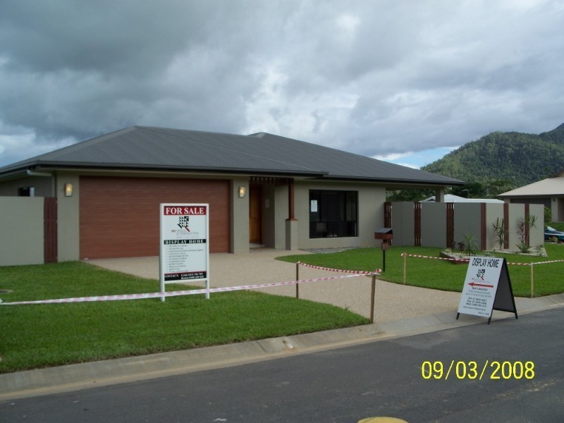 13 Roderick Street, Bentley Park QLD 4869