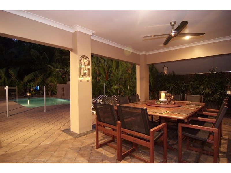 37 Bramble St, Clifton Beach QLD 4879