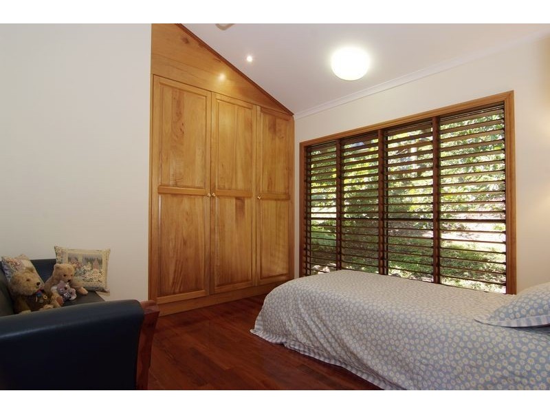 4 Justine Close, Trinity Beach QLD 4879