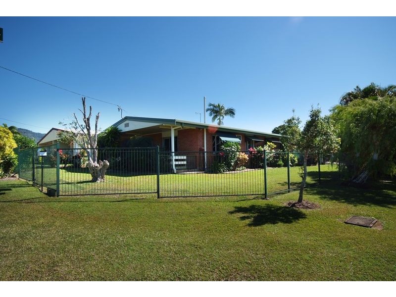 7 Erang Street, Woree QLD 4868