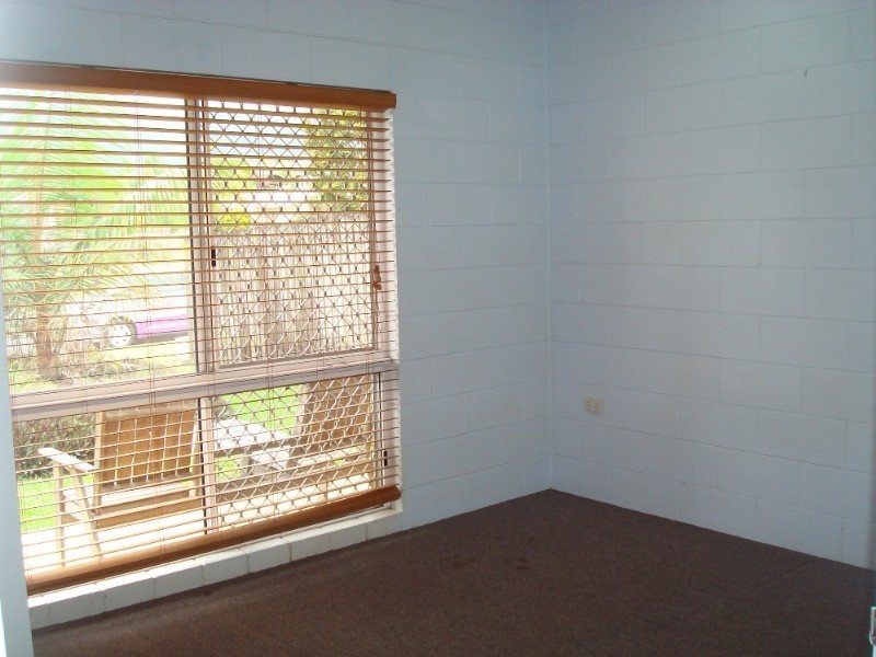 1/4 Herald Street, Bentley Park QLD 4869