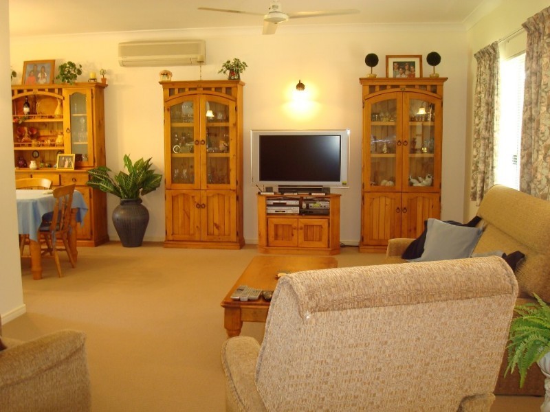 49 Runnymede Avenue, Redlynch QLD 4870