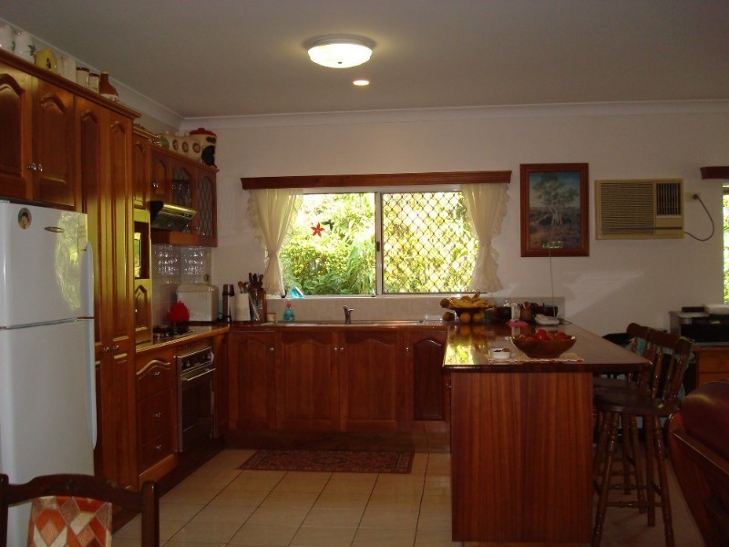 49 Runnymede Avenue, Redlynch QLD 4870