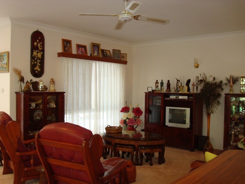 49 Runnymede Avenue, Redlynch QLD 4870