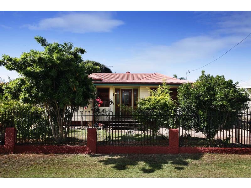 50 Jones Street, Westcourt QLD 4870