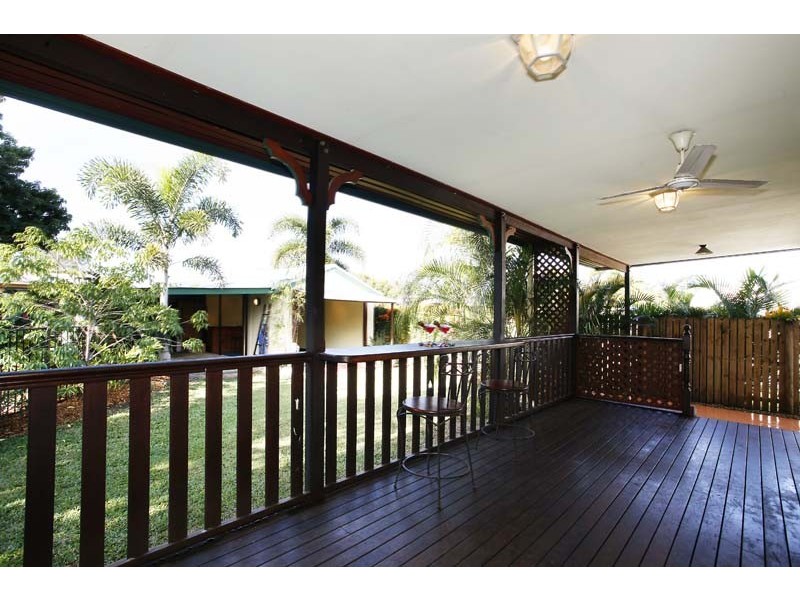 50 Jones Street, Westcourt QLD 4870