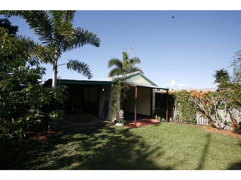 50 Jones Street, Westcourt QLD 4870