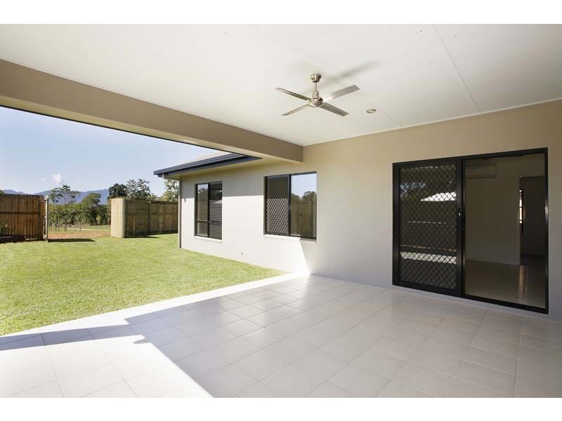 32 Finniss Crescent, Bentley Park QLD 4869
