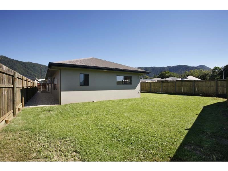 32 Finniss Crescent, Bentley Park QLD 4869