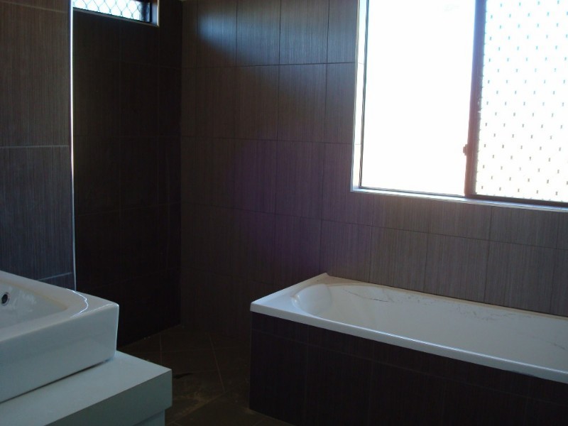 61 Norfolk Circuit, Redlynch QLD 4870