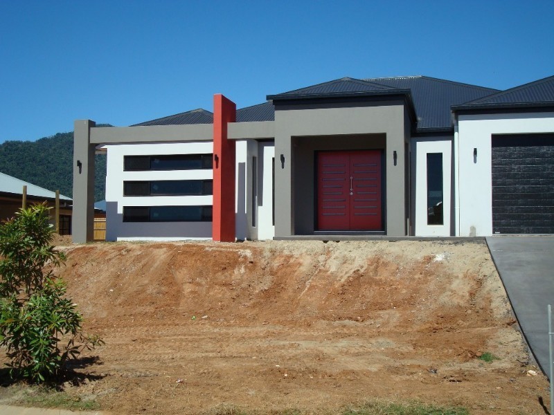 61 Norfolk Circuit, Redlynch QLD 4870