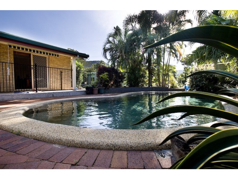 50 Shannon Drive, Bayview Heights QLD 4868