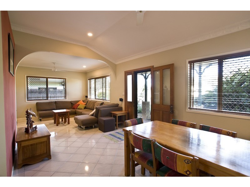 50 Shannon Drive, Bayview Heights QLD 4868