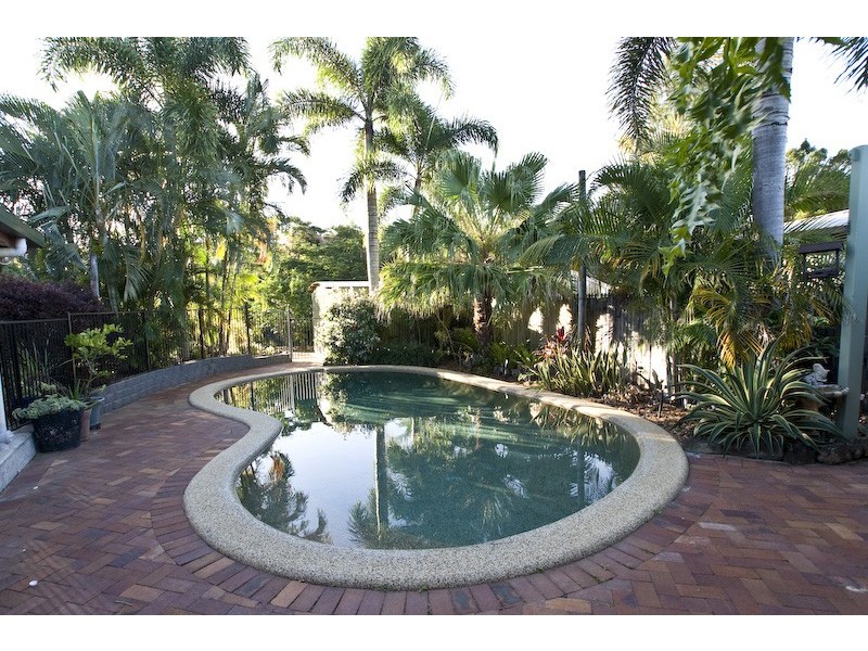 50 Shannon Drive, Bayview Heights QLD 4868