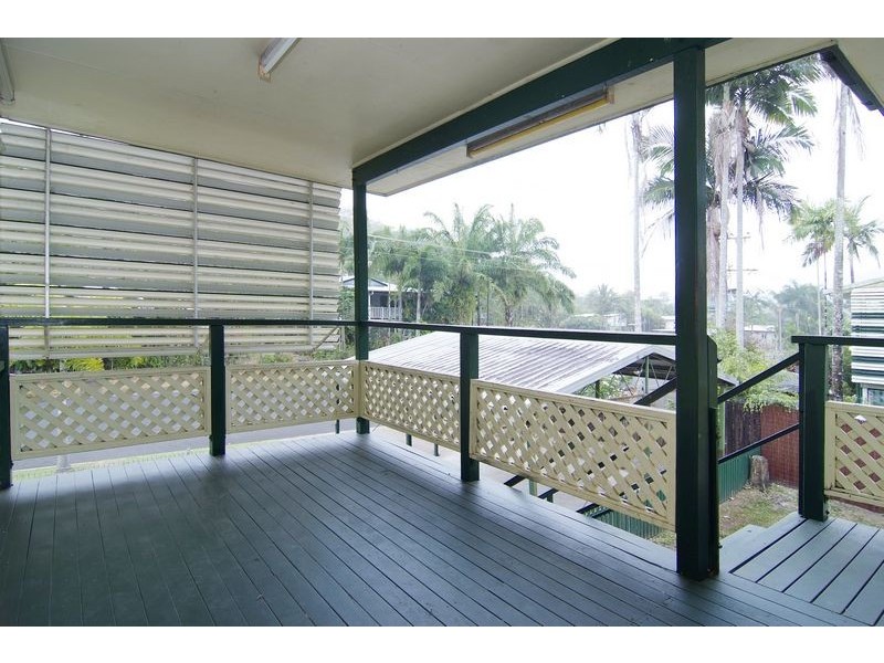 76 Macilwraith Street, Manoora QLD 4870