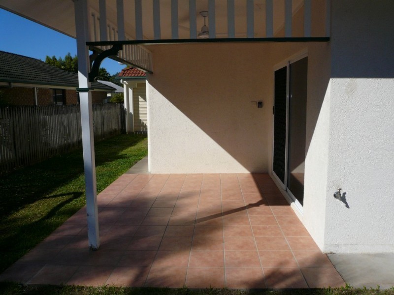 8 Opaline Close, Brinsmead QLD 4870