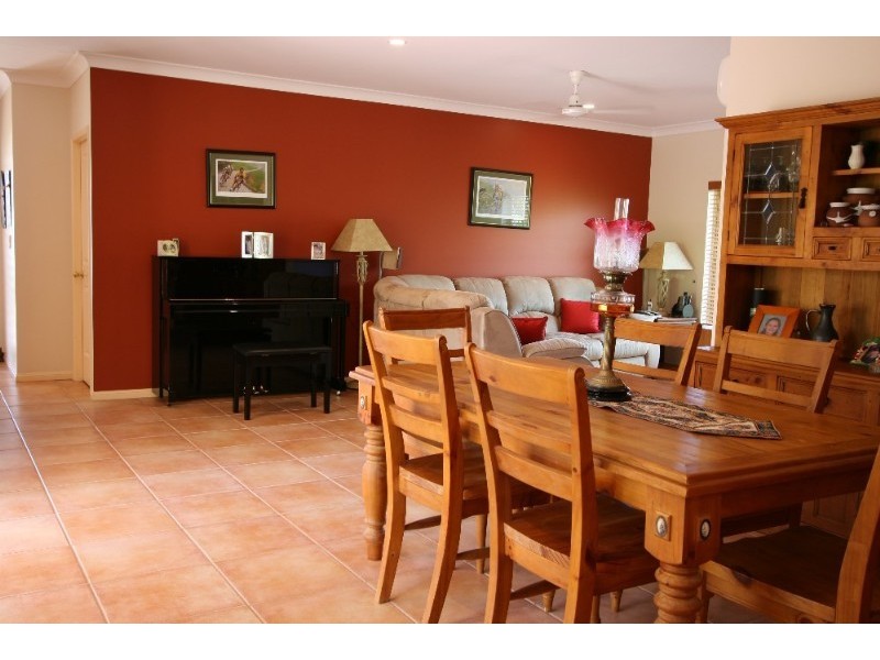 11 Fishtail Close, Mount Sheridan QLD 4868