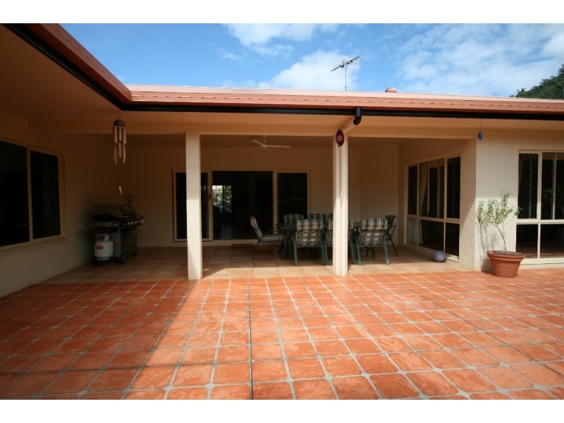 11 Fishtail Close, Mount Sheridan QLD 4868