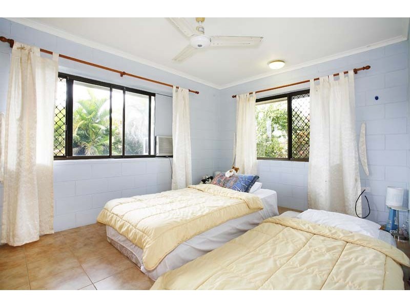 79 Carnation Drive, Mooroobool QLD 4870