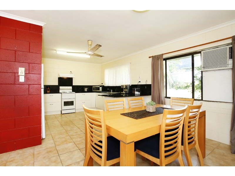 79 Carnation Drive, Mooroobool QLD 4870