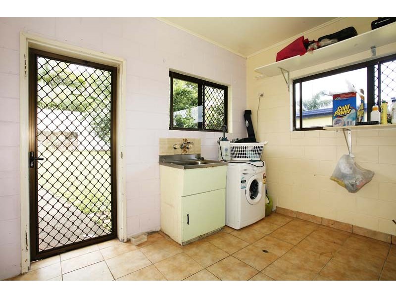 79 Carnation Drive, Mooroobool QLD 4870