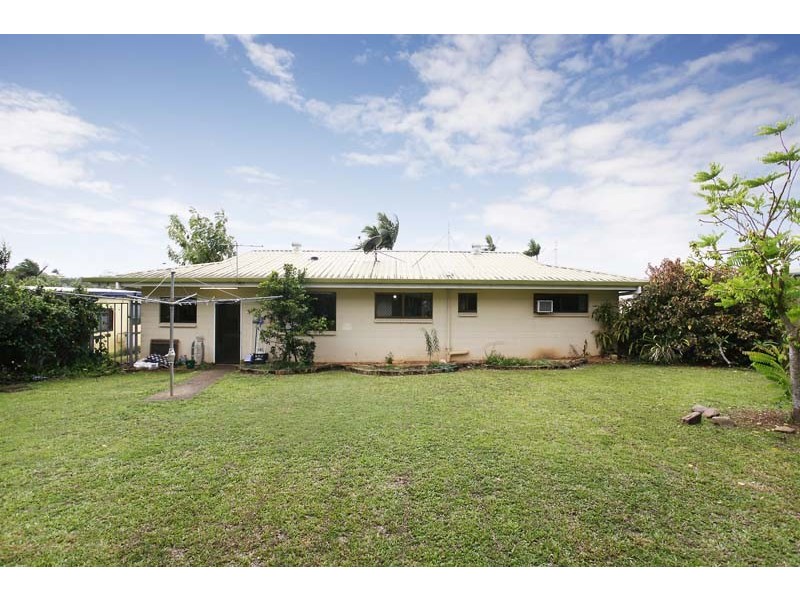 79 Carnation Drive, Mooroobool QLD 4870