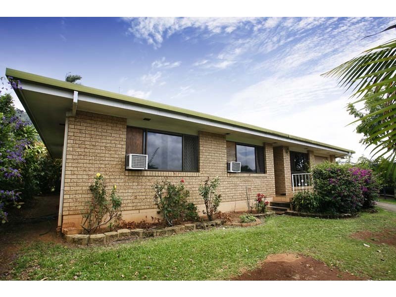 79 Carnation Drive, Mooroobool QLD 4870