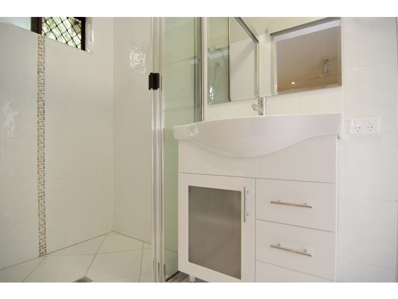 53 Hobson Drive, Brinsmead QLD 4870