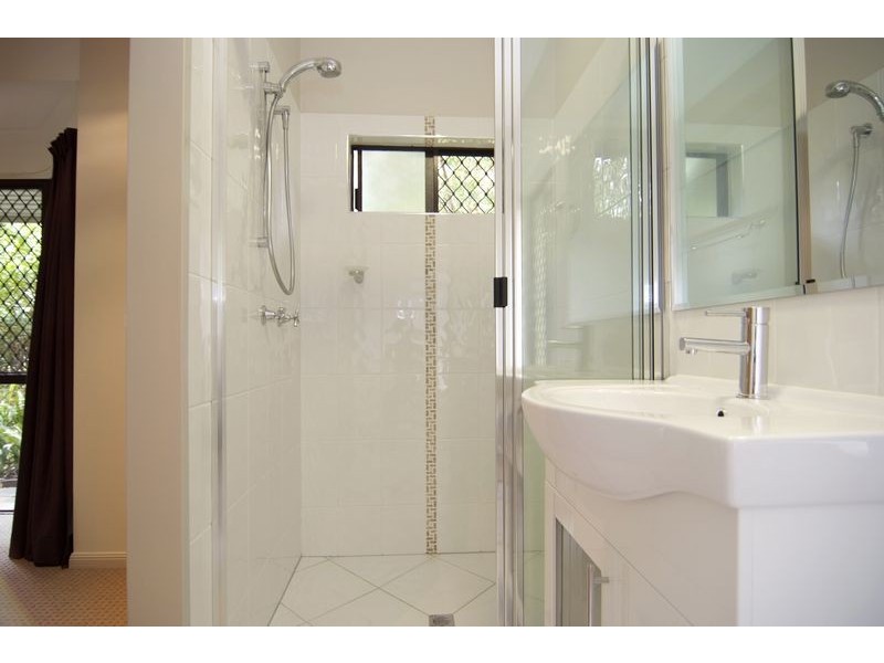 53 Hobson Drive, Brinsmead QLD 4870