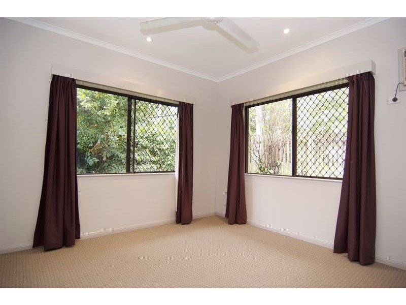 53 Hobson Drive, Brinsmead QLD 4870