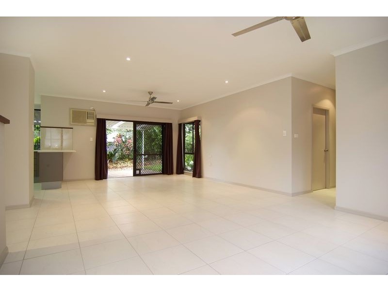 53 Hobson Drive, Brinsmead QLD 4870