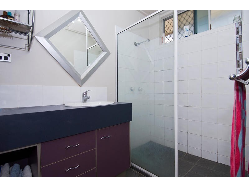 1 2/98 Reservoir Road, Manoora QLD 4870