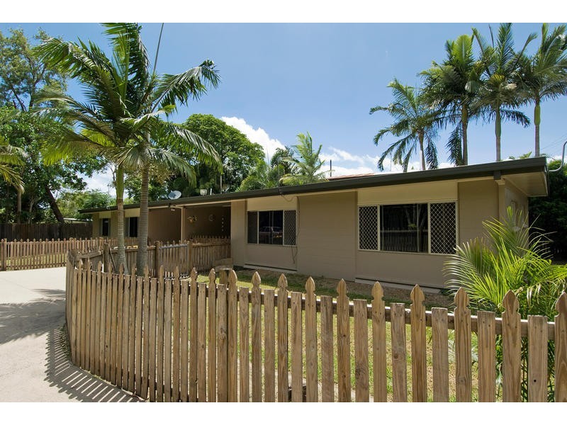 1 2/98 Reservoir Road, Manoora QLD 4870