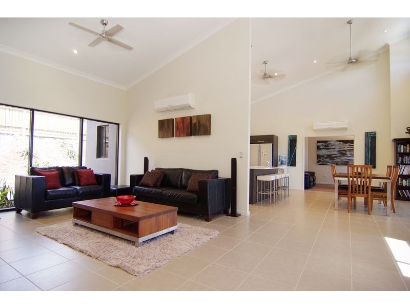 36 Flindersia Street, Redlynch QLD 4870